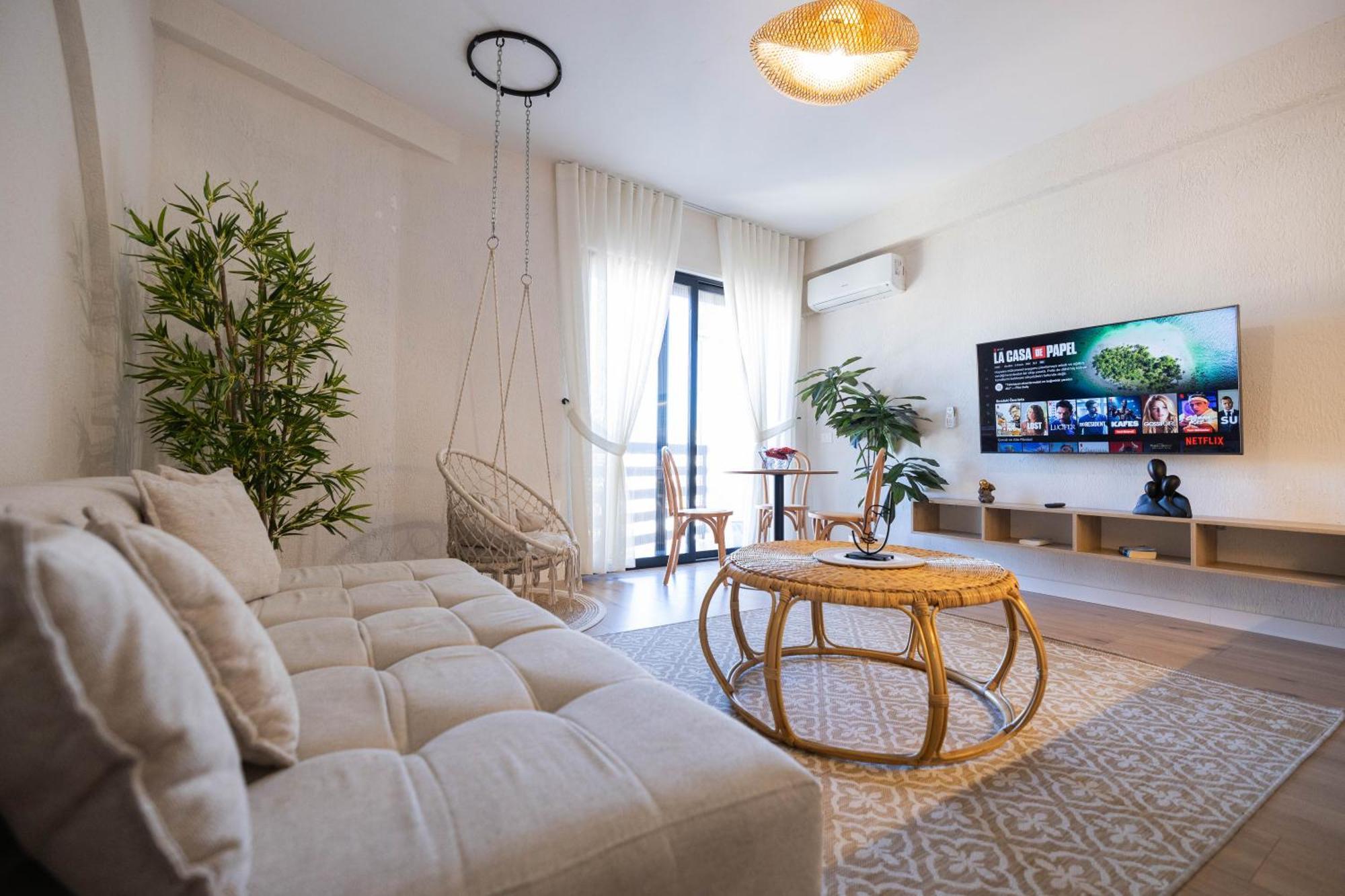 Boho Central Apartment Tiranë Luaran gambar